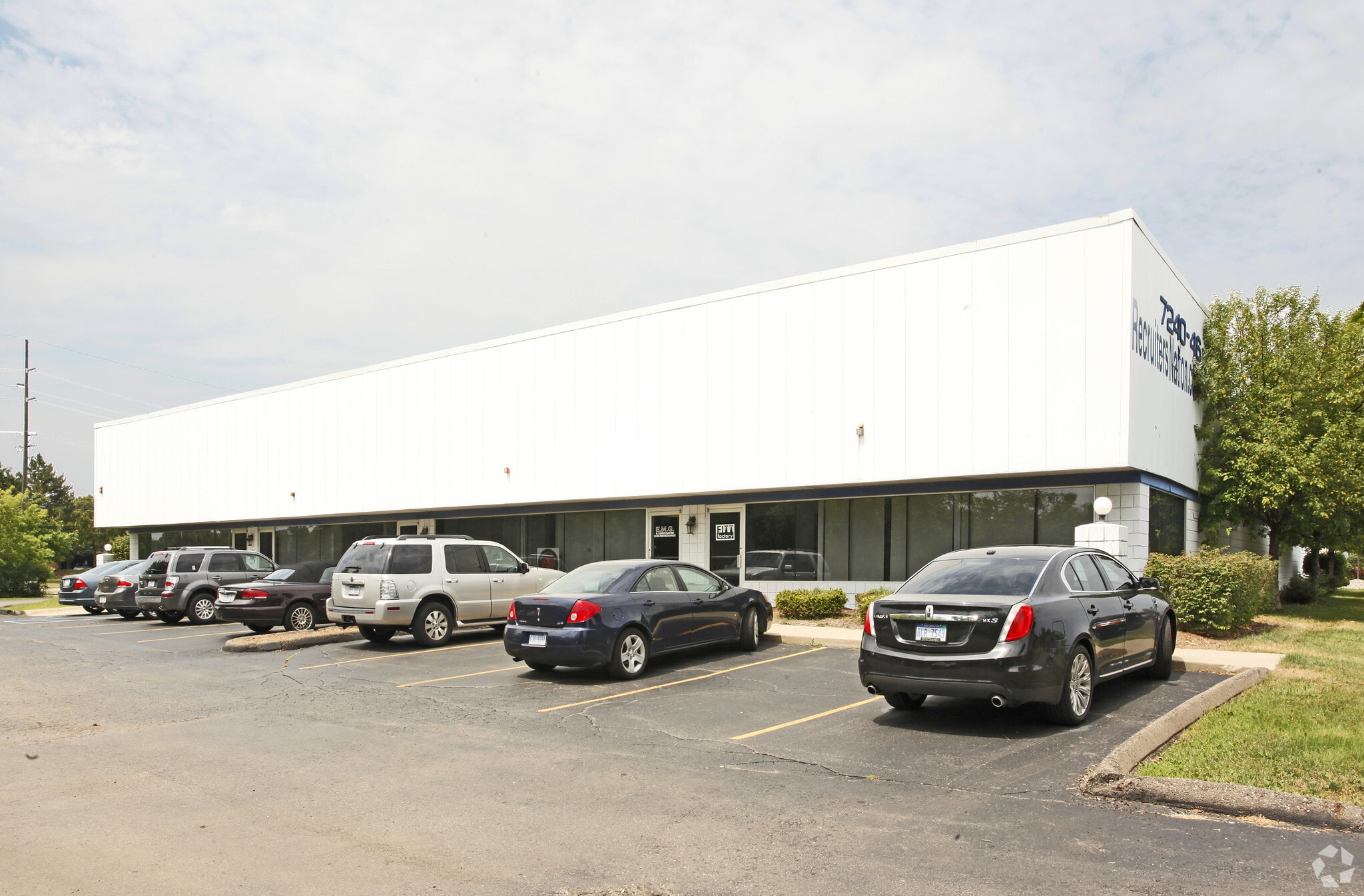 7240 N Haggerty Rd, Canton Township, MI for lease Primary Photo- Image 1 of 4
