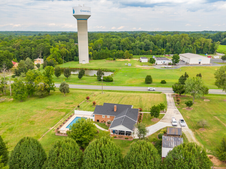 5914 Burlington Rd, Mc Leansville, NC à vendre - Photo du bâtiment - Image 3 de 20