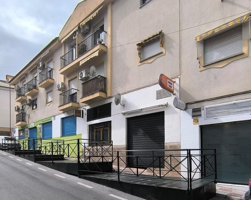 Retail in La Zubia, Granada for sale Building Photo- Image 1 of 12