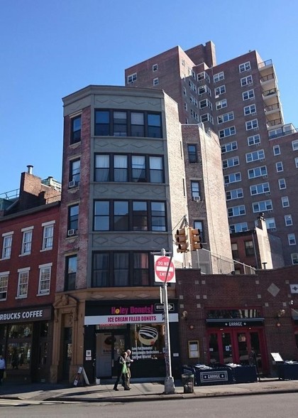 101 Seventh Ave S, New York, NY for sale - Building Photo - Image 1 of 1