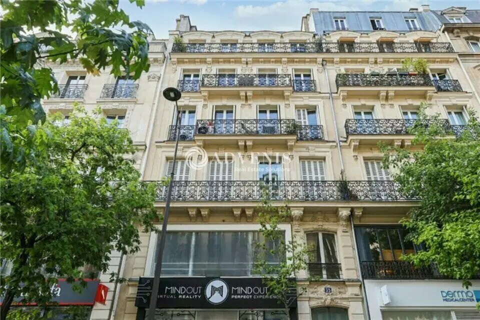 Office in Paris for lease Building Photo- Image 1 of 8