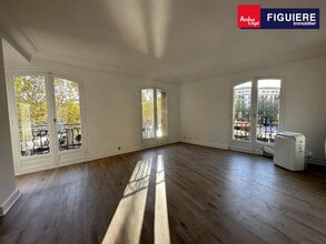 Office in Aix-en-Provence for lease Interior Photo- Image 2 of 7