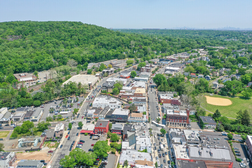 374 Millburn Ave, Millburn, NJ for lease - Aerial - Image 3 of 11