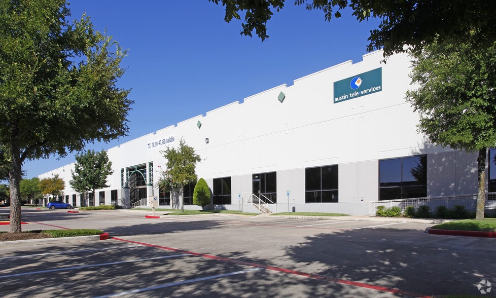 4209 S Industrial Dr, Austin, TX for lease - Primary Photo - Image 1 of 5