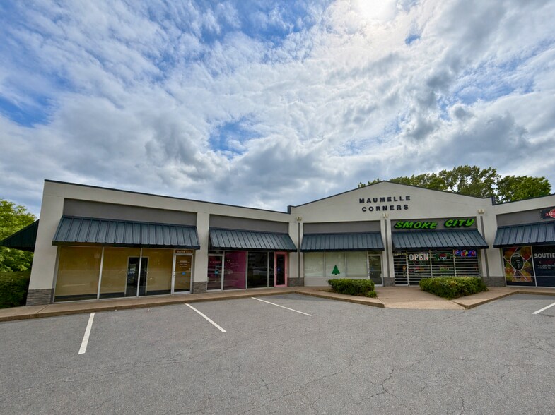 301 Club Manor Dr, Maumelle, AR for lease - Primary Photo - Image 1 of 4