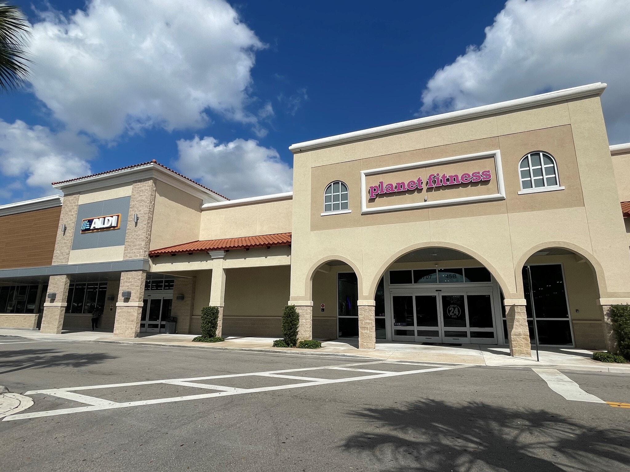6661-6779 W Indiantown Rd, Jupiter, FL for lease Building Photo- Image 1 of 8