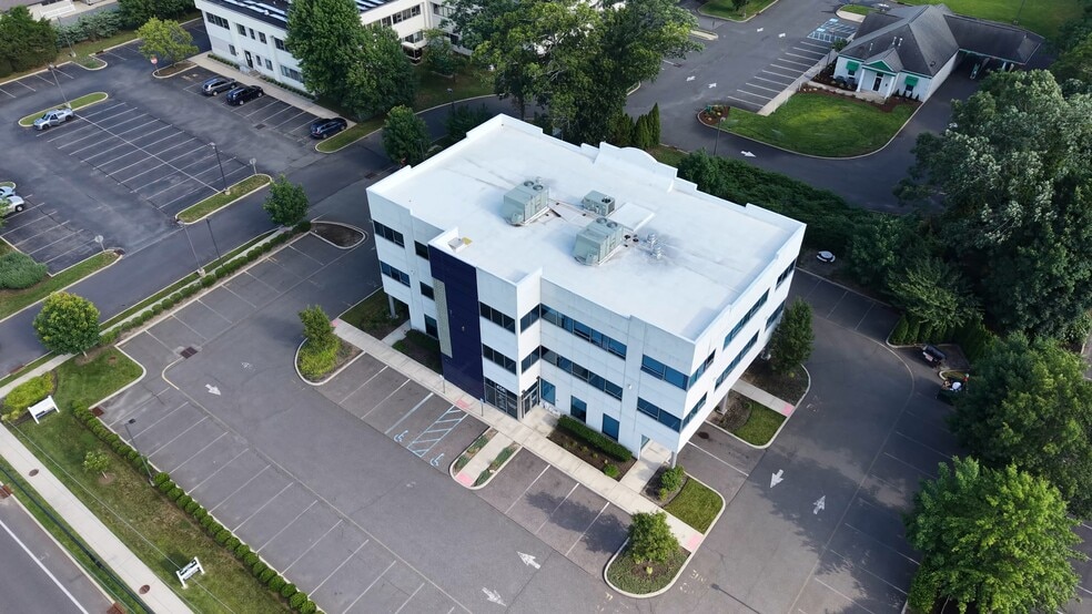 456 Chestnut St, Lakewood, NJ for lease - Commercial Listing Video - Image 2 of 30