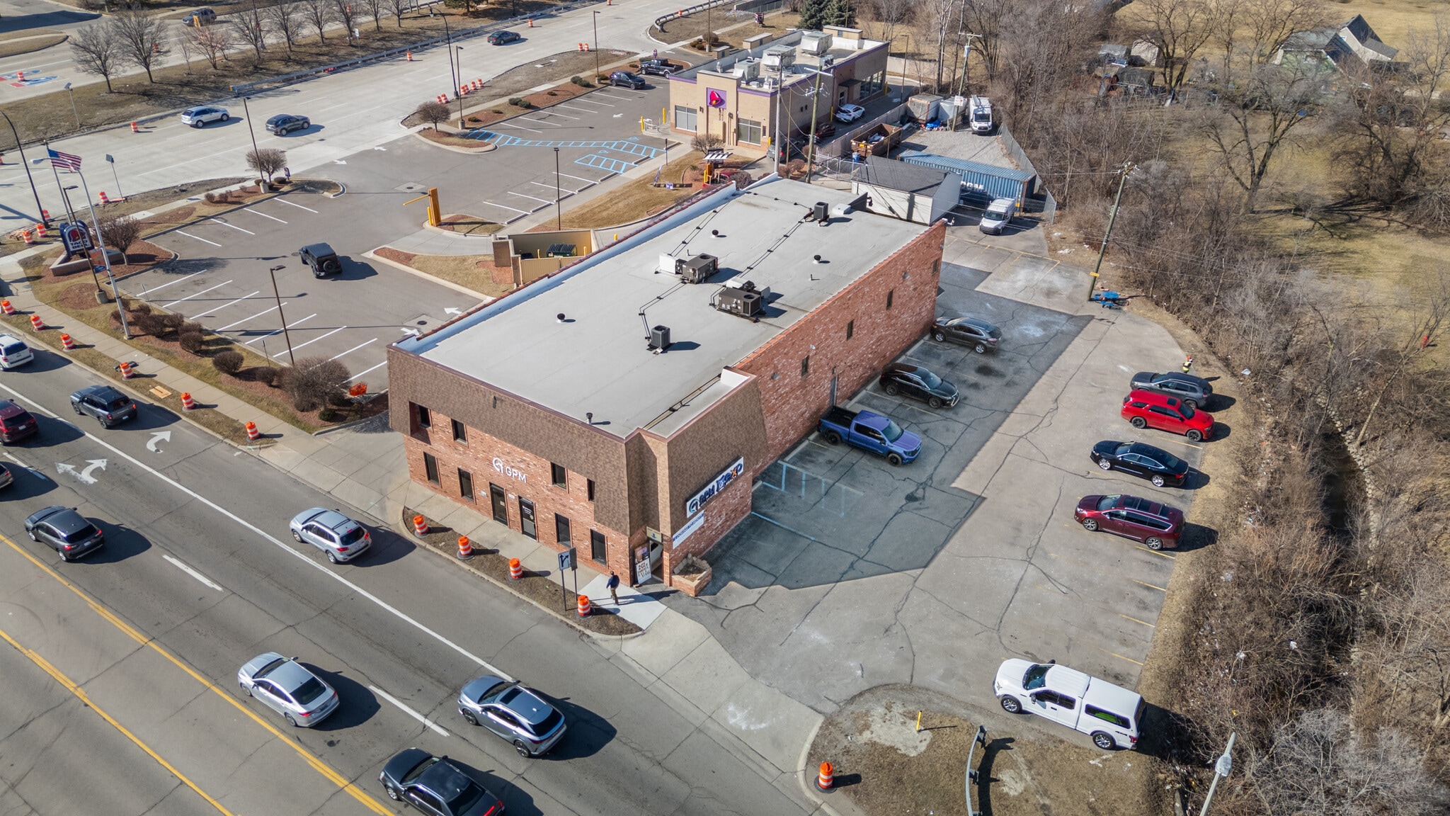 23940-23948 Eureka Rd, Taylor, MI à vendre Photo du bâtiment- Image 1 de 11