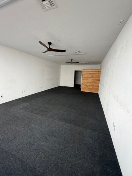 2159 McCulloch Blvd N, Lake Havasu City, AZ for lease - Interior Photo - Image 2 of 15