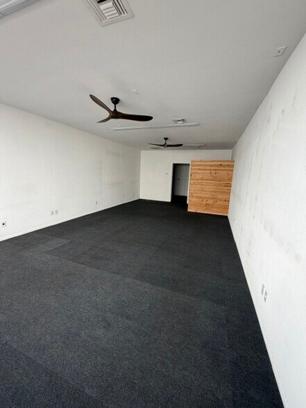 2159 McCulloch Blvd N, Lake Havasu City, AZ à louer - Photo intérieure - Image 2 de 15