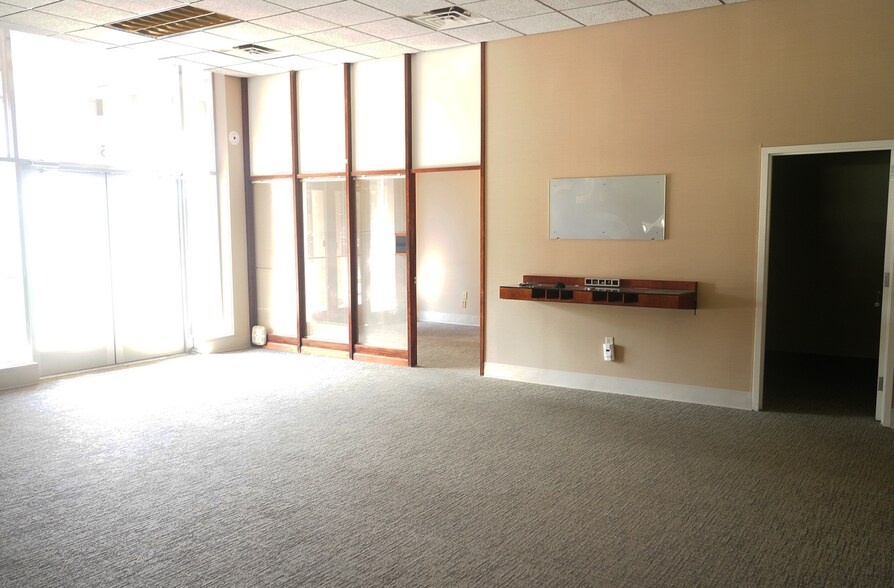 555 Big a Rd, Toccoa, GA à vendre - Photo du bâtiment - Image 3 de 7