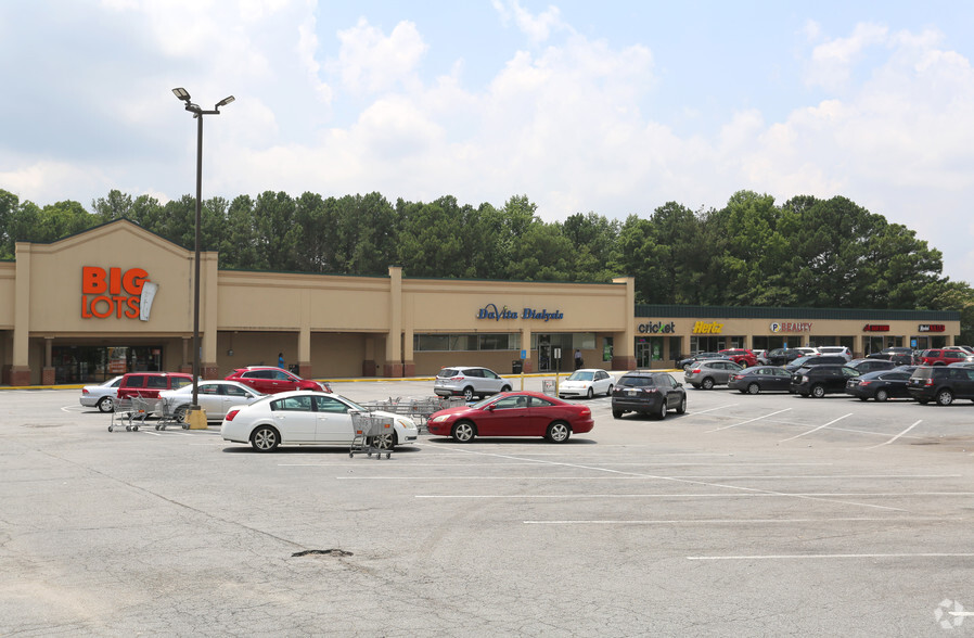 6851 Shannon Pky, Union City, GA for lease - Primary Photo - Image 1 of 5