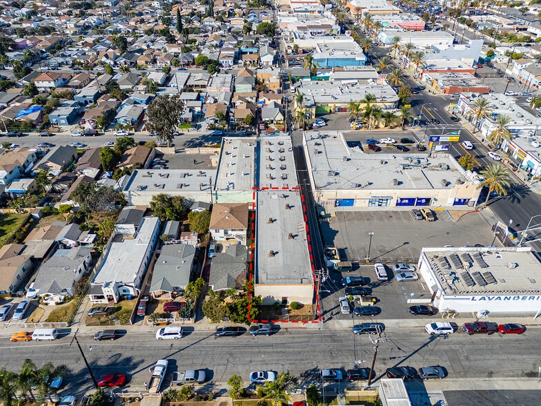 925 S Vancouver Ave, East Los Angeles, CA for lease - Building Photo - Image 2 of 14