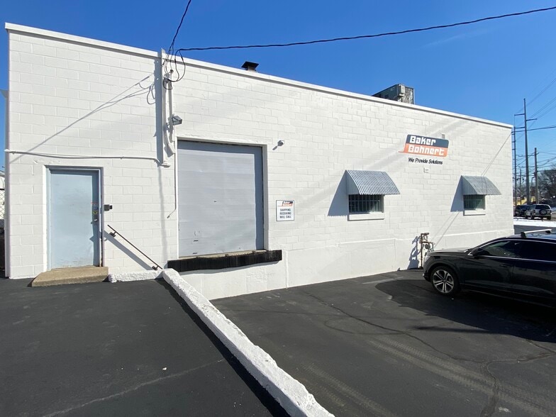 1311 Bernheim Ln, Louisville, KY for sale - Building Photo - Image 2 of 43