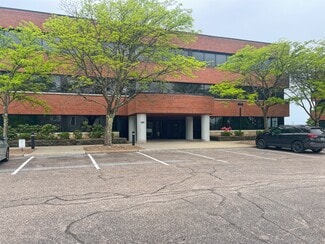 More details for 300 Interstate Corporate Cent, Williston, VT - Coworking for Lease