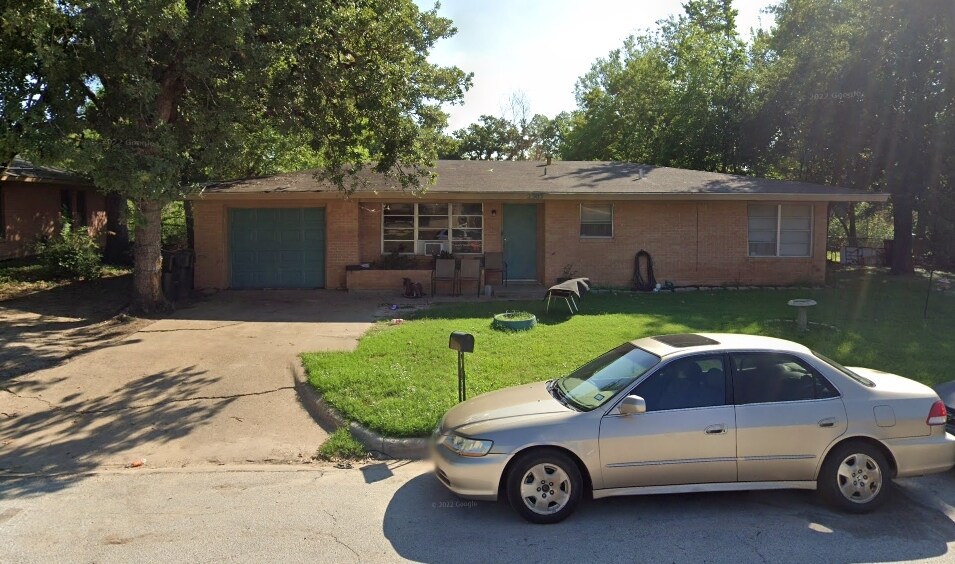 2303 Truman St, Bryan, TX à vendre - Photo principale - Image 1 de 1