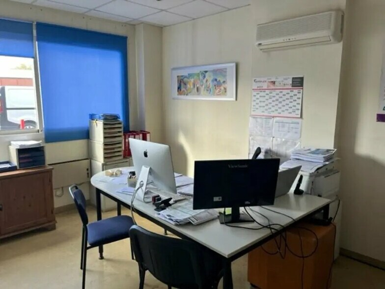 Flex in Bordeaux for lease - Building Photo - Image 3 of 7