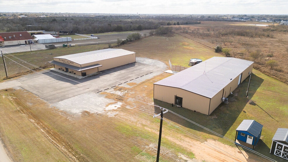 13955 US Highway 77 N, Victoria, TX for sale - Building Photo - Image 2 of 15