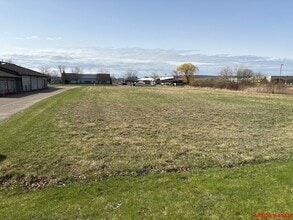 8124 Forsythia Street, Middleton, WI for lease Building Photo- Image 2 of 2