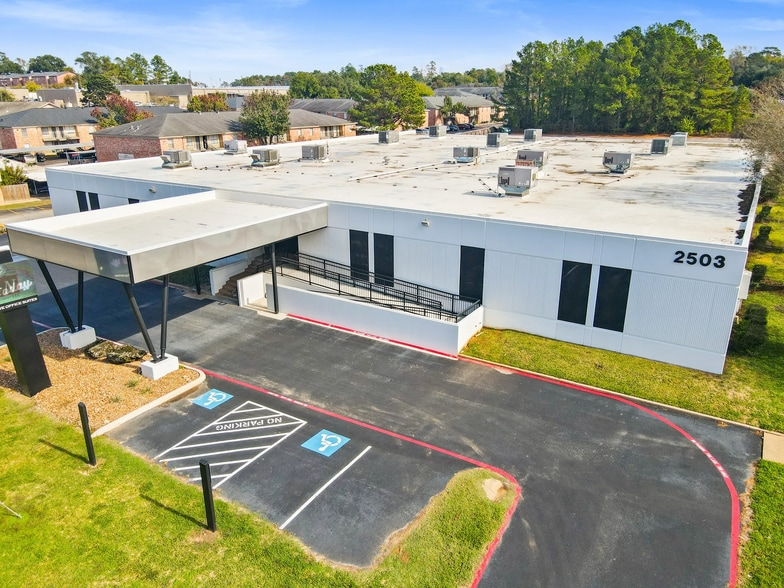 2503 Lake Rd, Huntsville, TX à louer - Photo du bâtiment - Image 2 de 22