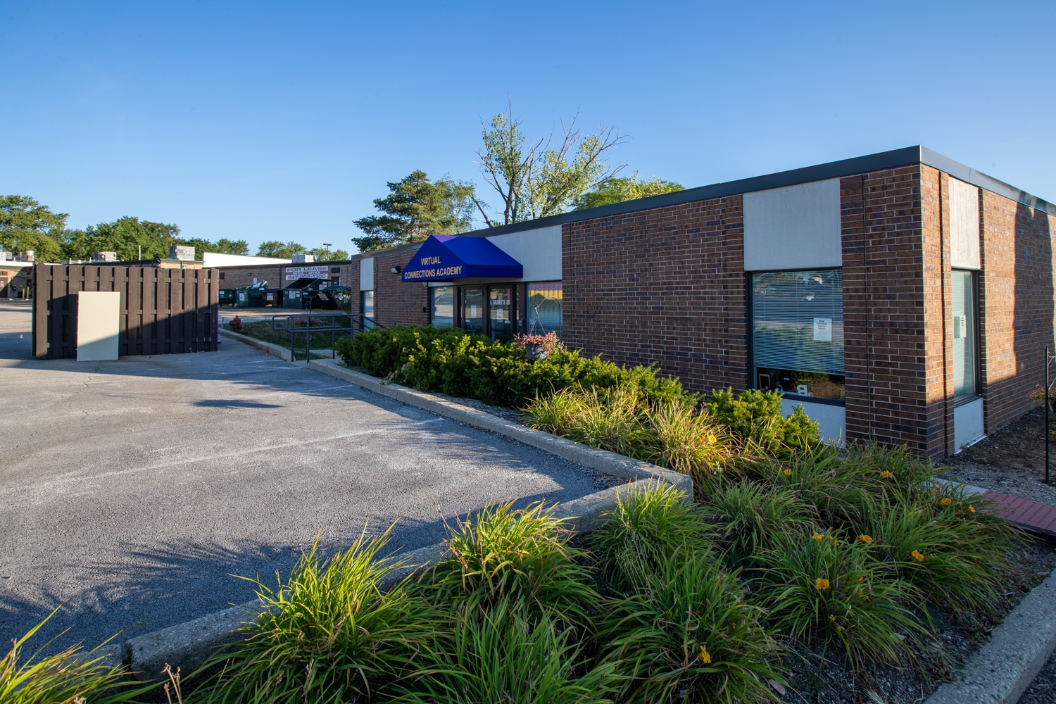 865-909 E Wilmette Rd, Palatine, IL for lease Primary Photo- Image 1 of 20