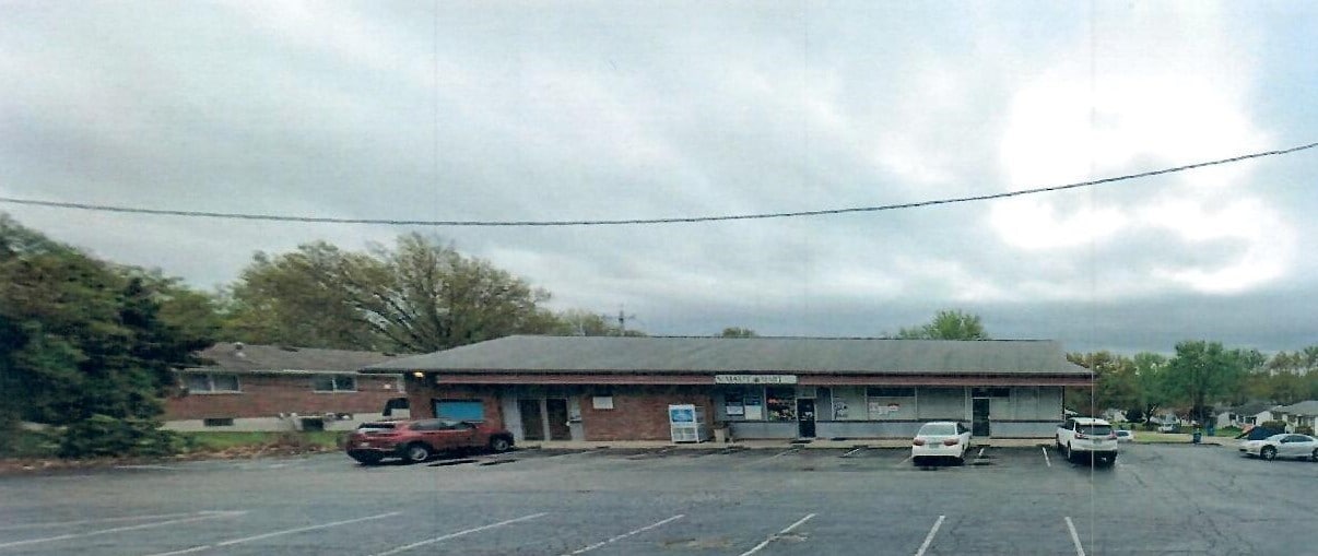 4808 Forman Rd, Affton, MO for lease Primary Photo- Image 1 of 2