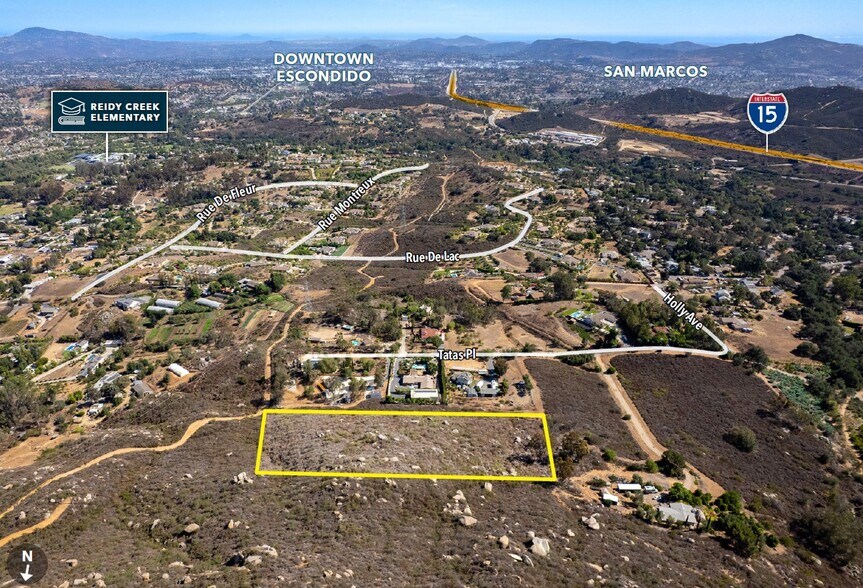 10390 Tatas Pl, Escondido, CA à vendre - Photo du bâtiment - Image 2 de 15