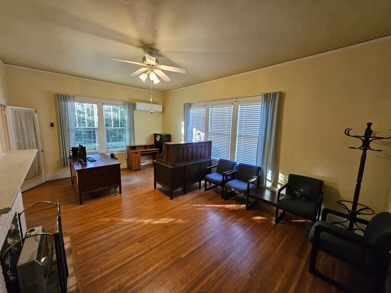 230 Elliott St, Orangeburg, SC à louer - Photo intérieure - Image 2 de 11