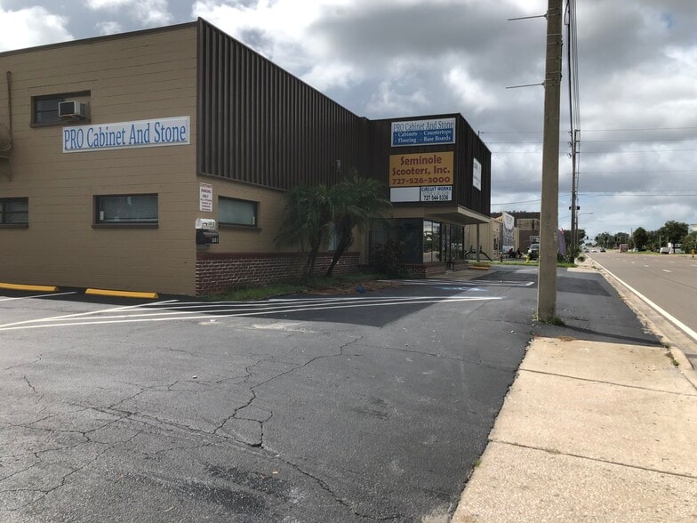 6401-6405 N 49th St, Pinellas Park, FL for lease - Building Photo - Image 2 of 14