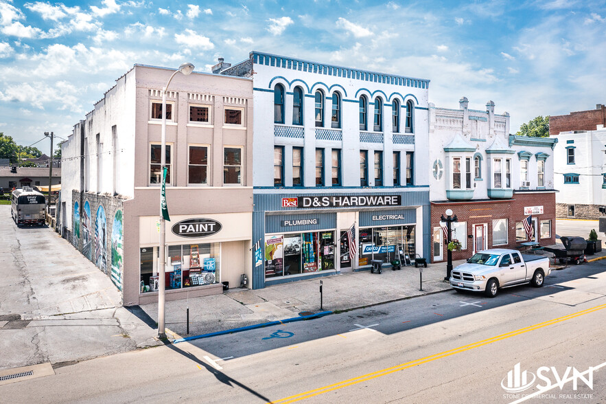 7 N Main St, Winchester, KY à vendre - Photo du bâtiment - Image 1 de 1