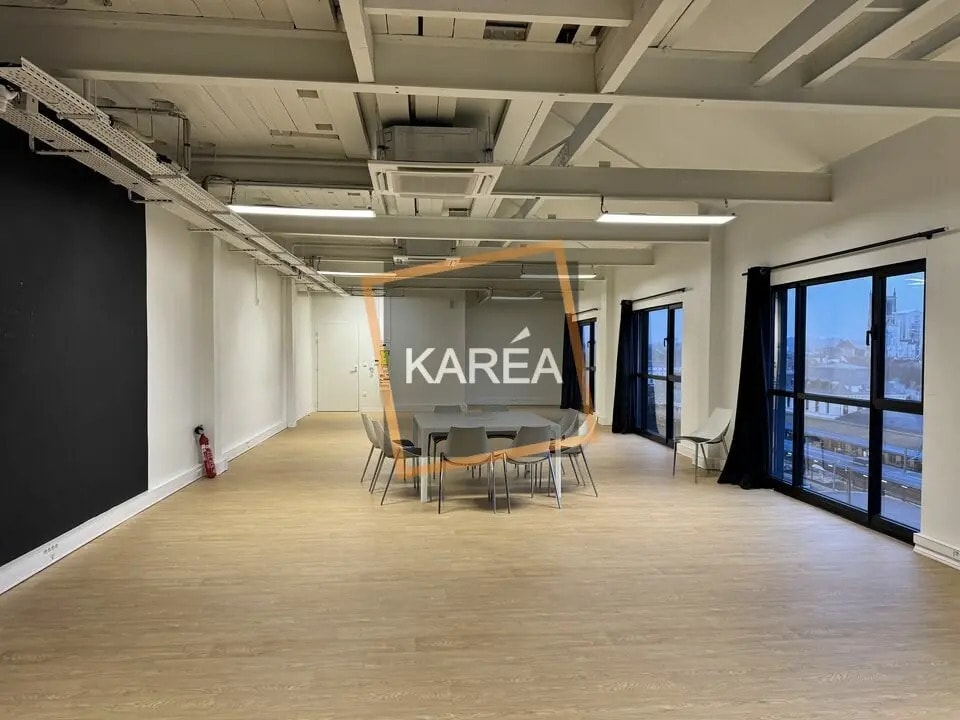 Office in Villenoy for lease Interior Photo- Image 1 of 6