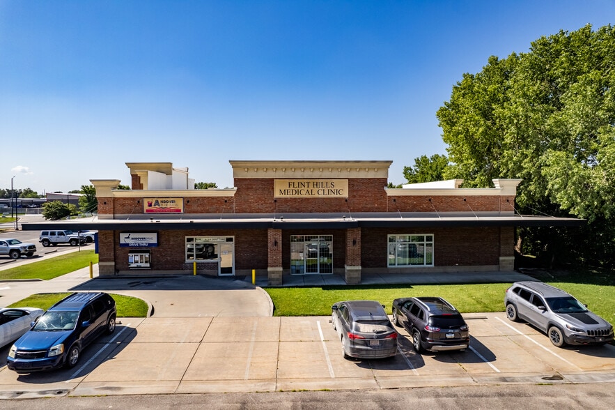 307 W US Highway 54, Andover, KS for sale - Building Photo - Image 3 of 30