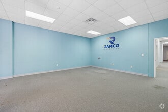 150 St. Johns Business Pl, Saint Augustine, FL for lease Interior Photo- Image 2 of 4