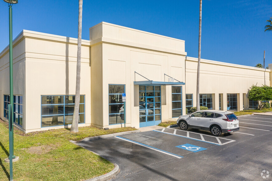 1120-1128 Celebration Blvd, Celebration, FL for sale - Building Photo - Image 1 of 1