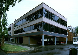 Plus de détails pour 2745 N Front St, Harrisburg, PA - Bureau à vendre