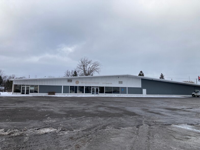 2761 N M 33, Rose City, MI à vendre - Photo du bâtiment - Image 2 de 27