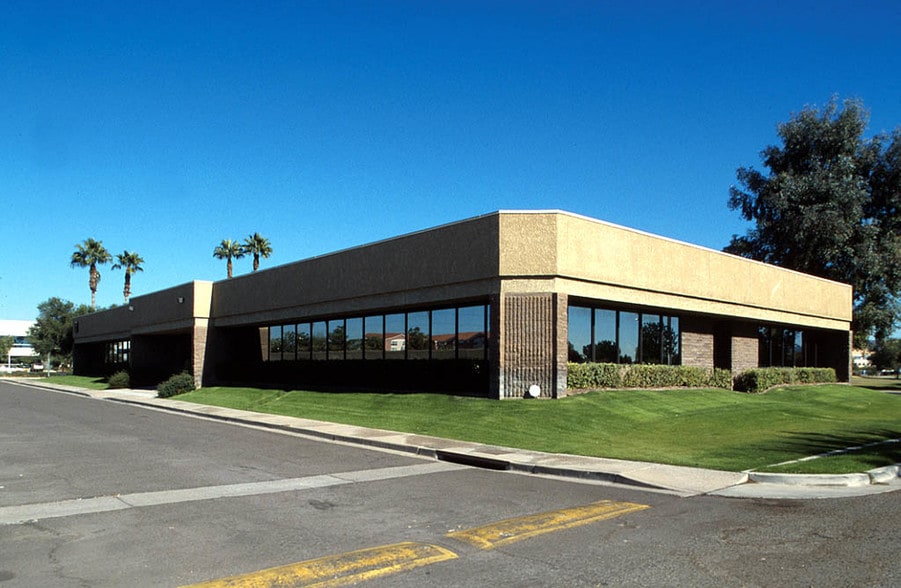 2505 W Beryl Ave, Phoenix, AZ à vendre - Photo du bâtiment - Image 2 de 6