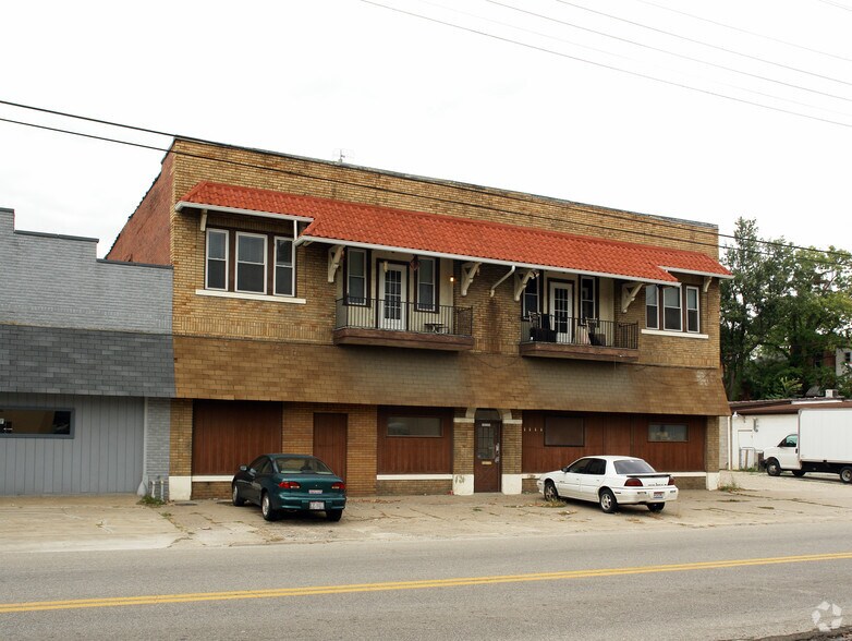 632 8th Ave, Huntington, WV for sale - Primary Photo - Image 1 of 10