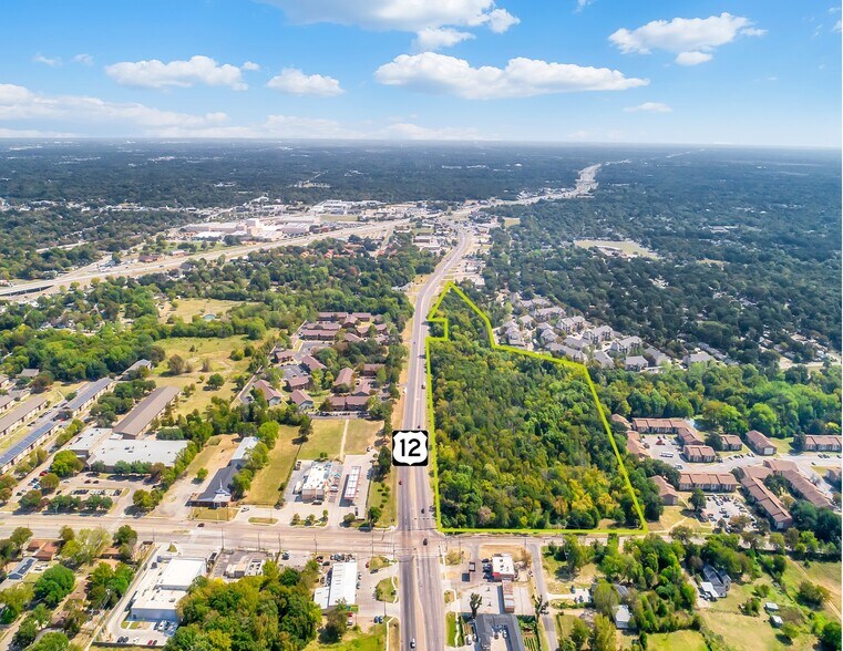 7100 Great Trinity Forest Way, Dallas, TX à vendre - Photo du bâtiment - Image 1 de 5