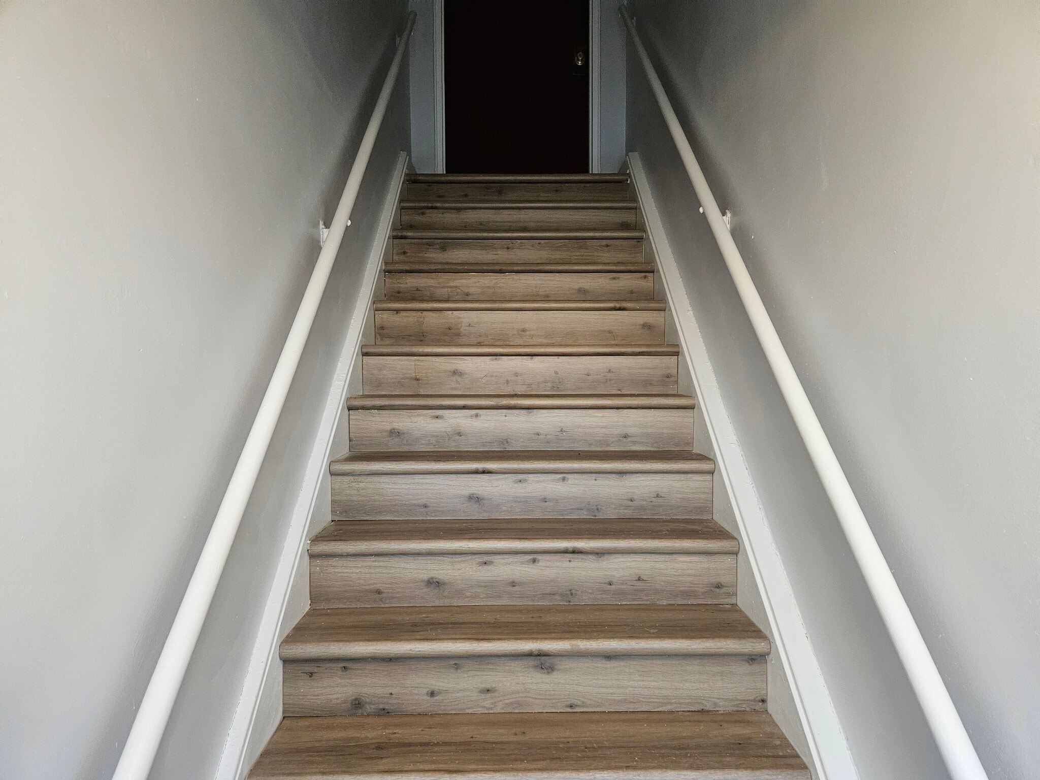 1617 1/2 W Galbraith Rd, North College Hill, OH for lease Interior Photo- Image 1 of 13