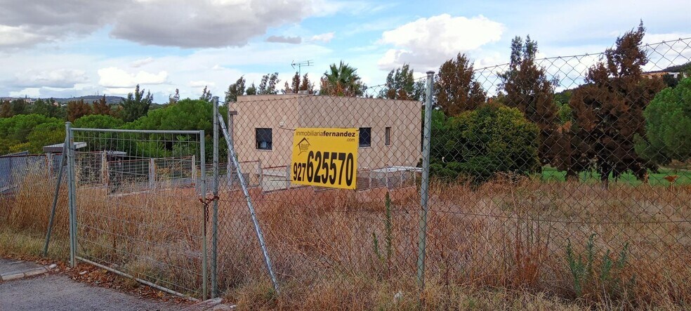 Land in Cáceres, Cáceres for sale - Primary Photo - Image 1 of 4