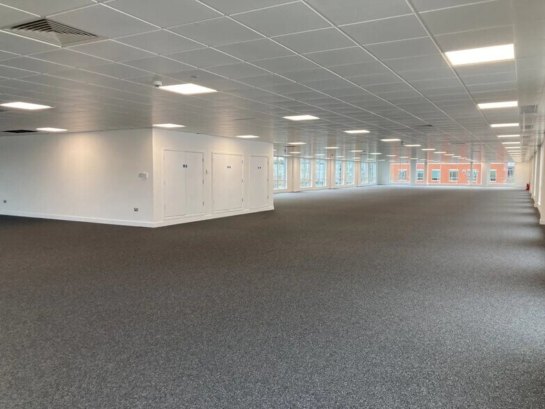 Starley Way, Birmingham à louer - Photo du bâtiment - Image 2 de 35