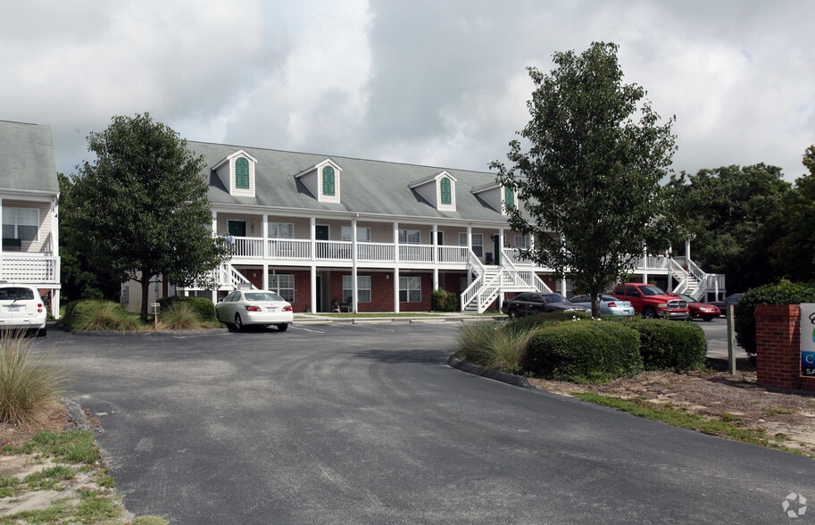 15841 Us-17 Hwy S, Hampstead, NC for sale - Building Photo - Image 2 of 14