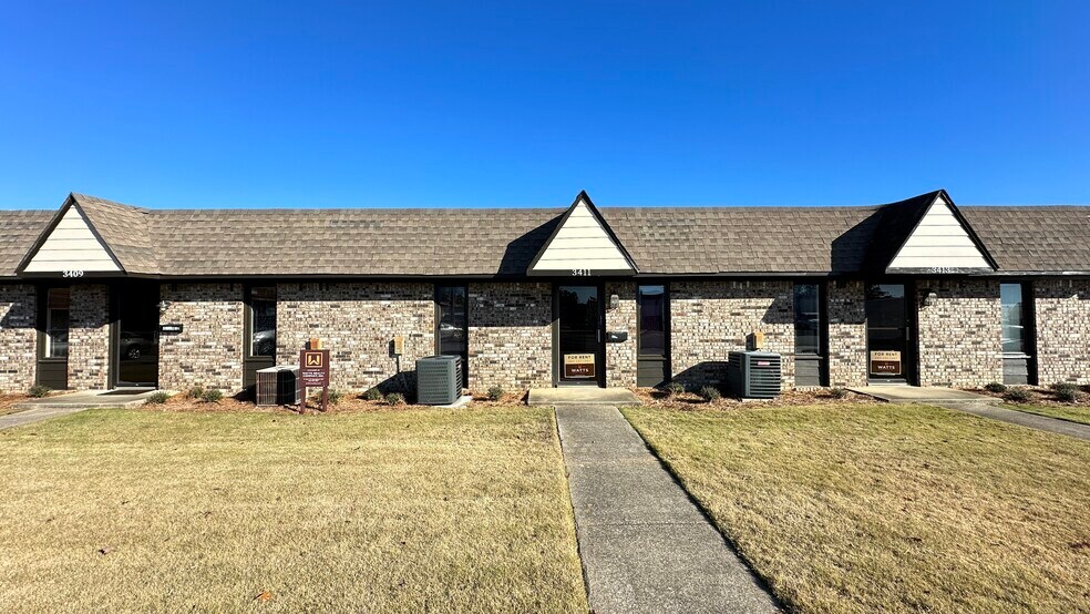 3403-3417 Lorna Ln, Birmingham, AL for lease - Building Photo - Image 2 of 4