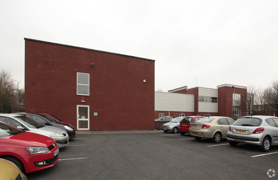 Active Way, Burnley for lease - Building Photo - Image 2 of 3