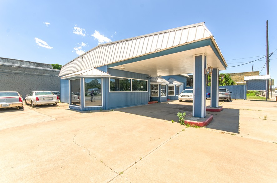 210 S Market St, Hearne, TX for sale - Primary Photo - Image 1 of 1