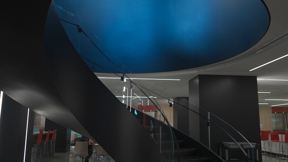 1155 Boul René-Lévesque O, Montréal, QC à louer - Vidéo sur l’inscription commerciale - Image 2 de 10