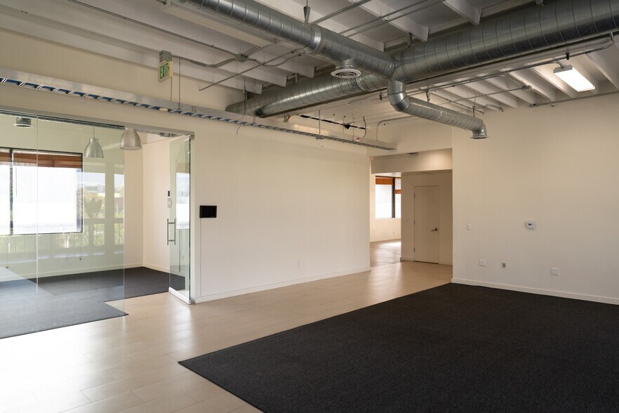 2800 Olympic Blvd, Santa Monica, CA à louer - Photo intérieure - Image 3 de 7
