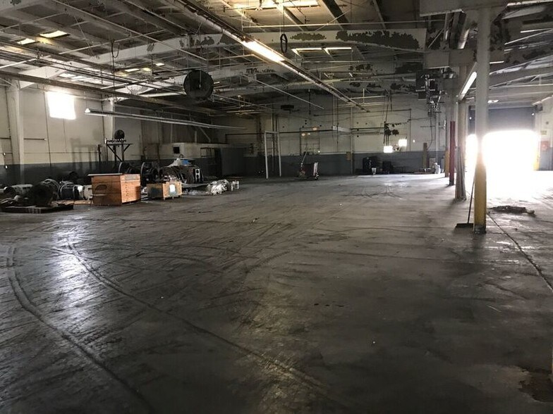 902-906 Adams St, Bedford, VA à vendre - Photo principale - Image 2 de 9