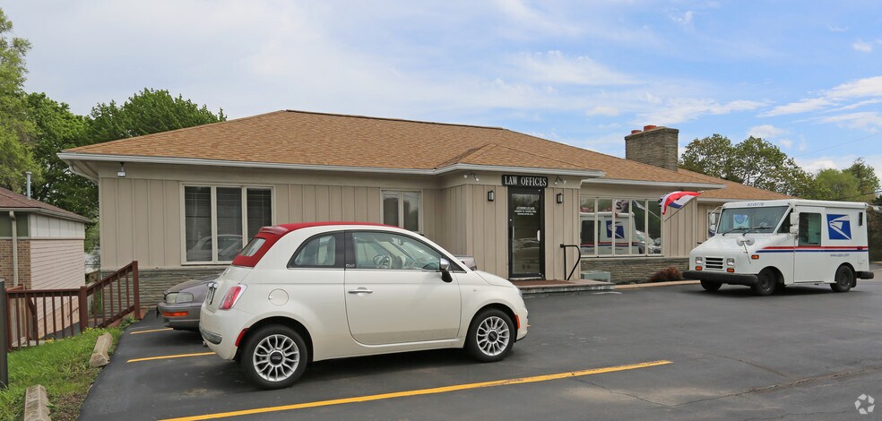 2080 W Ridge Rd, Greece, NY à louer - Photo du bâtiment - Image 3 de 50